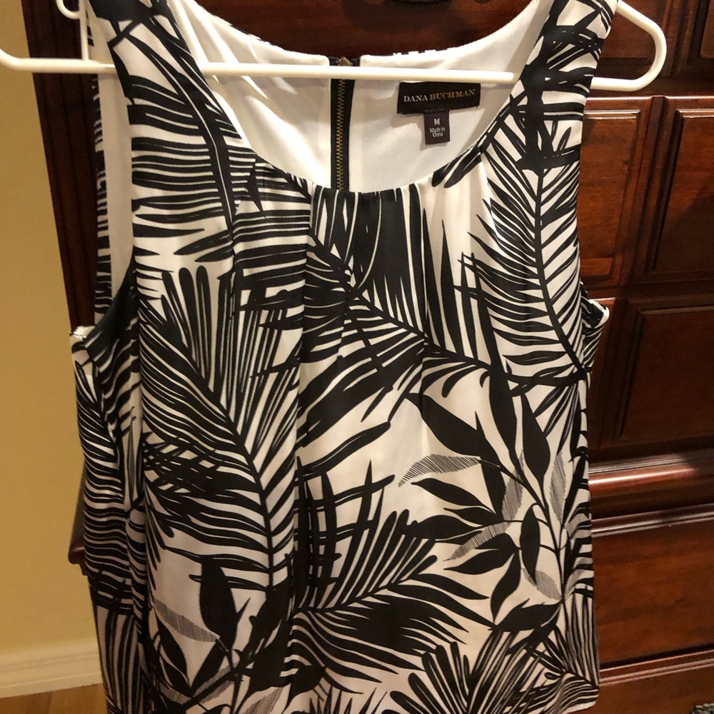 Dana Buchman Sleeveless Blouse